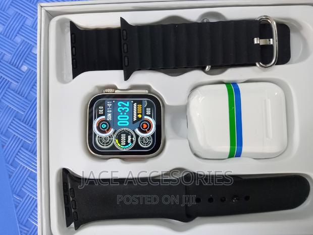 I8 Ultra Smartwatch 2 Straps+Earphones - thumbnail 3