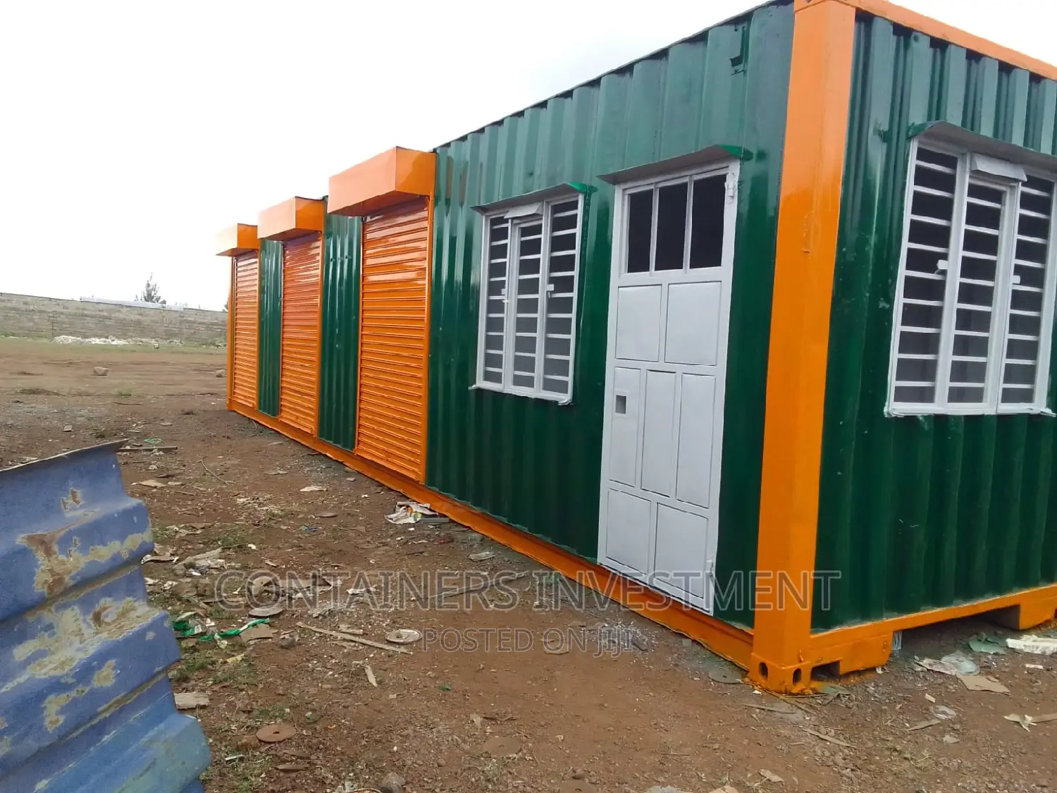 Container Stall With Store- Empty Containers Also Available