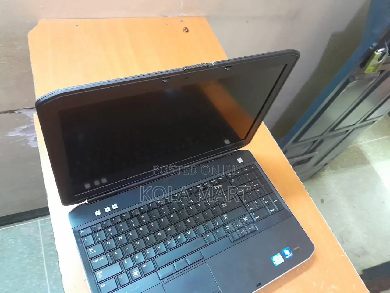 Laptop Dell Latitude 5530 6GB Intel Core I5 HDD 500GB