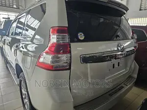Toyota Land Cruiser Prado 2017 Pearl