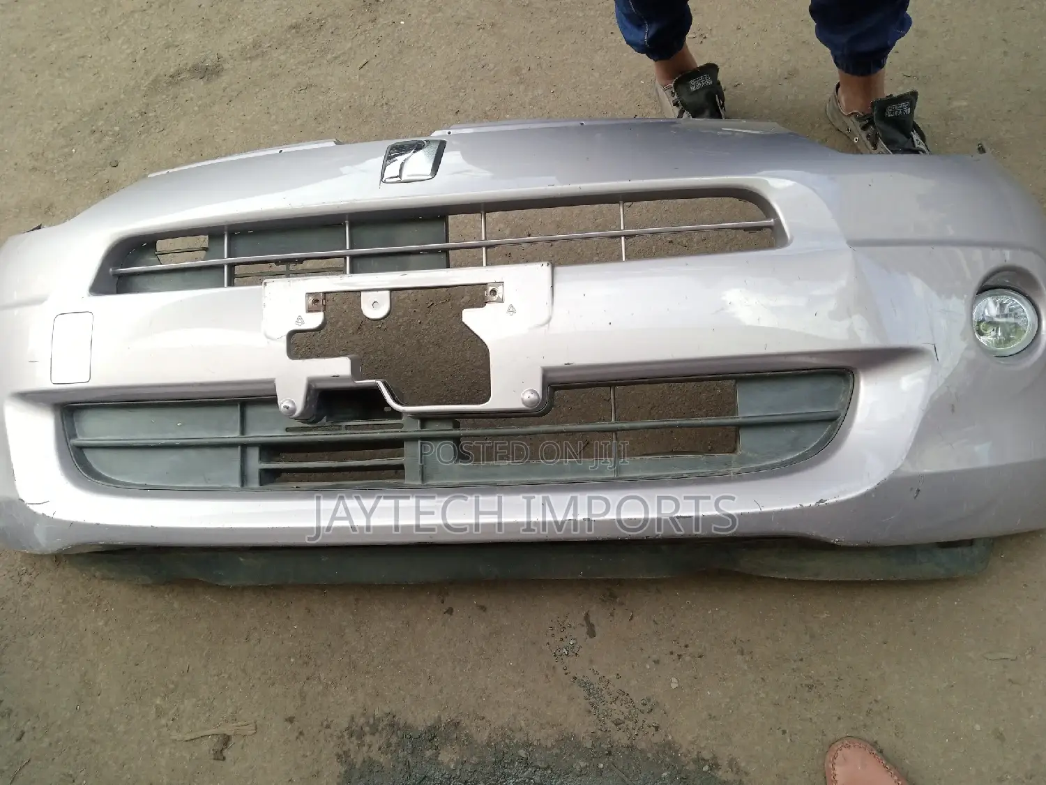 Toyota Passo Frontbumper