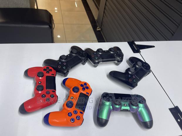 Ps4 Pre Owned Game Pads (Original) - thumbnail 2