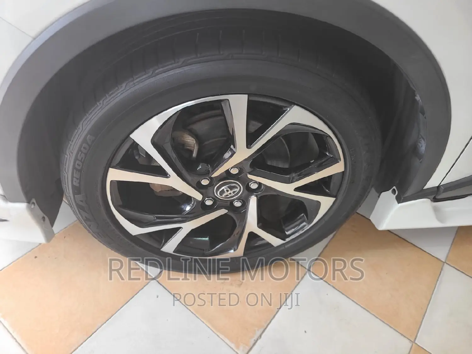 Toyota C-HR 2017 Pearl
