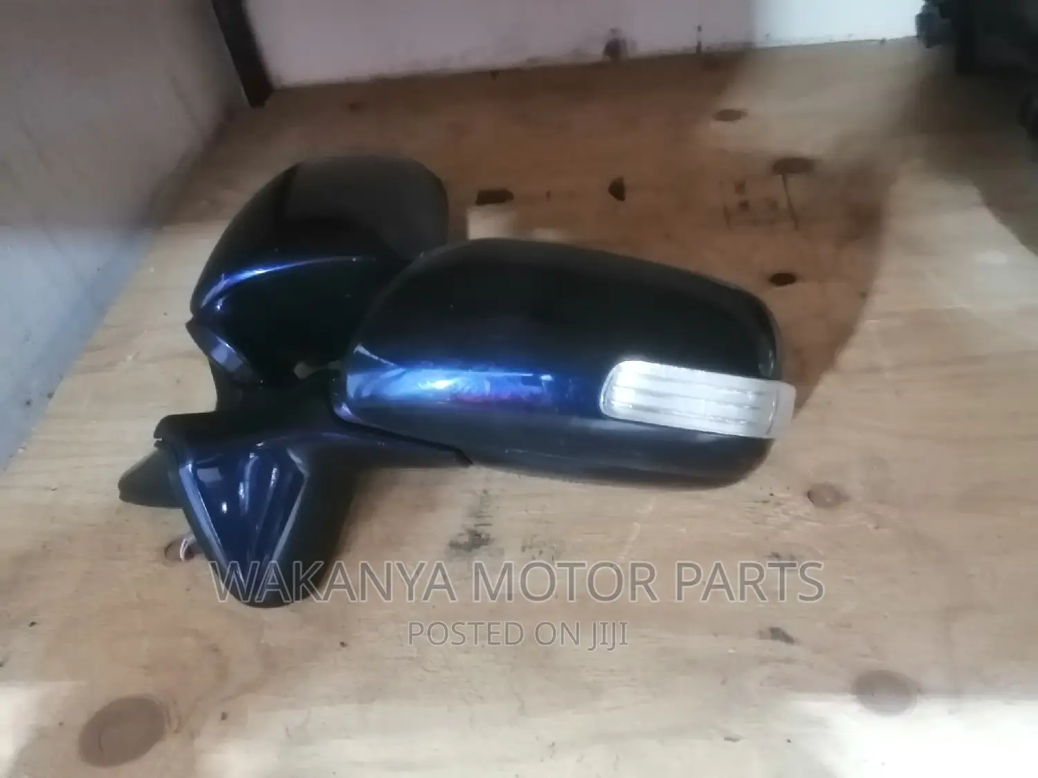 Toyota Auris 2010 Side Mirror With Indicator Lamp, Ex Japan