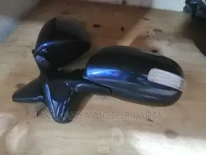 Toyota Auris 2010 Side Mirror With Indicator Lamp, Ex Japan