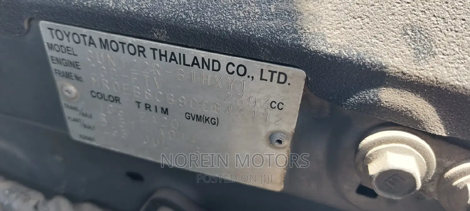 Toyota Hilux 2017 Gray