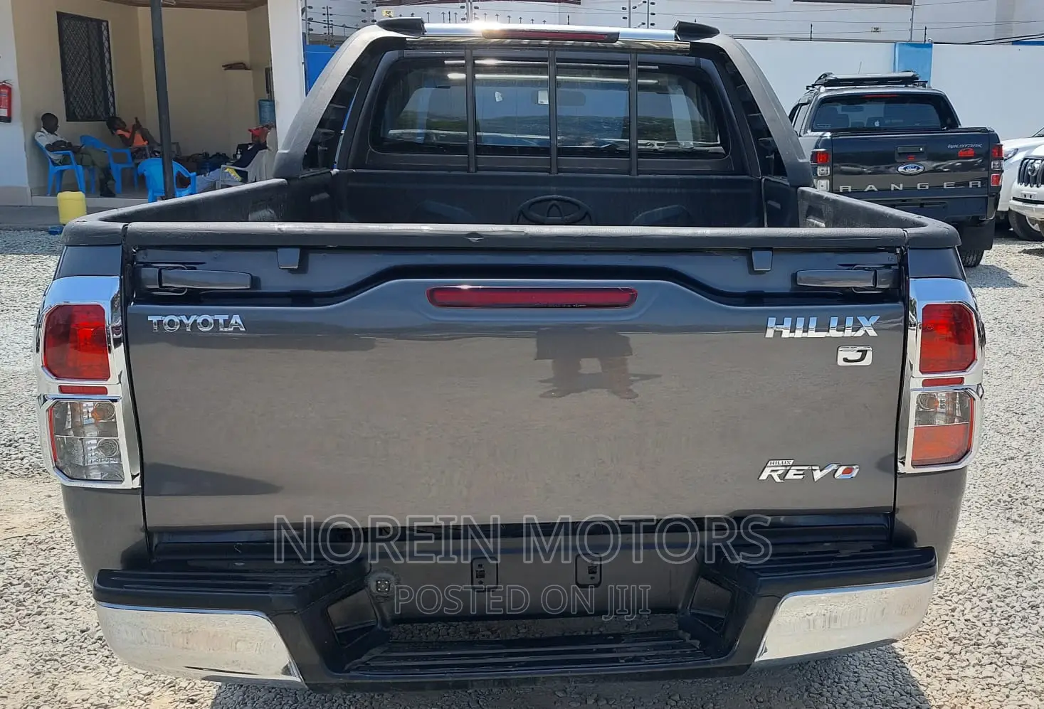 Toyota Hilux 2017 Gray