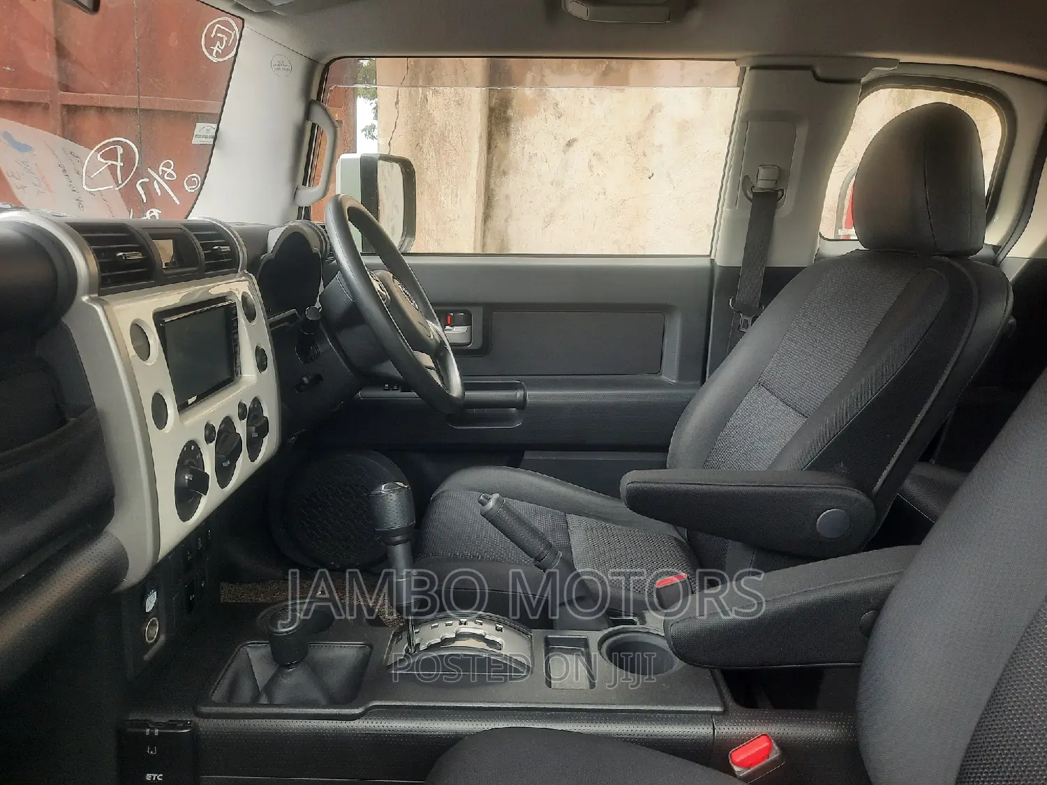 Toyota FJ Cruiser 2016 White