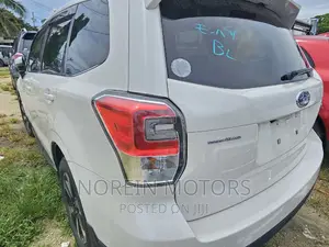 Subaru Forester 2017 White