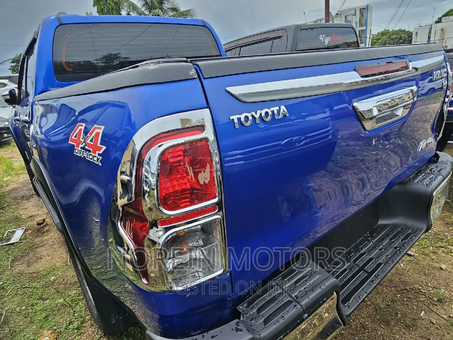 Toyota Hilux 2020 Blue