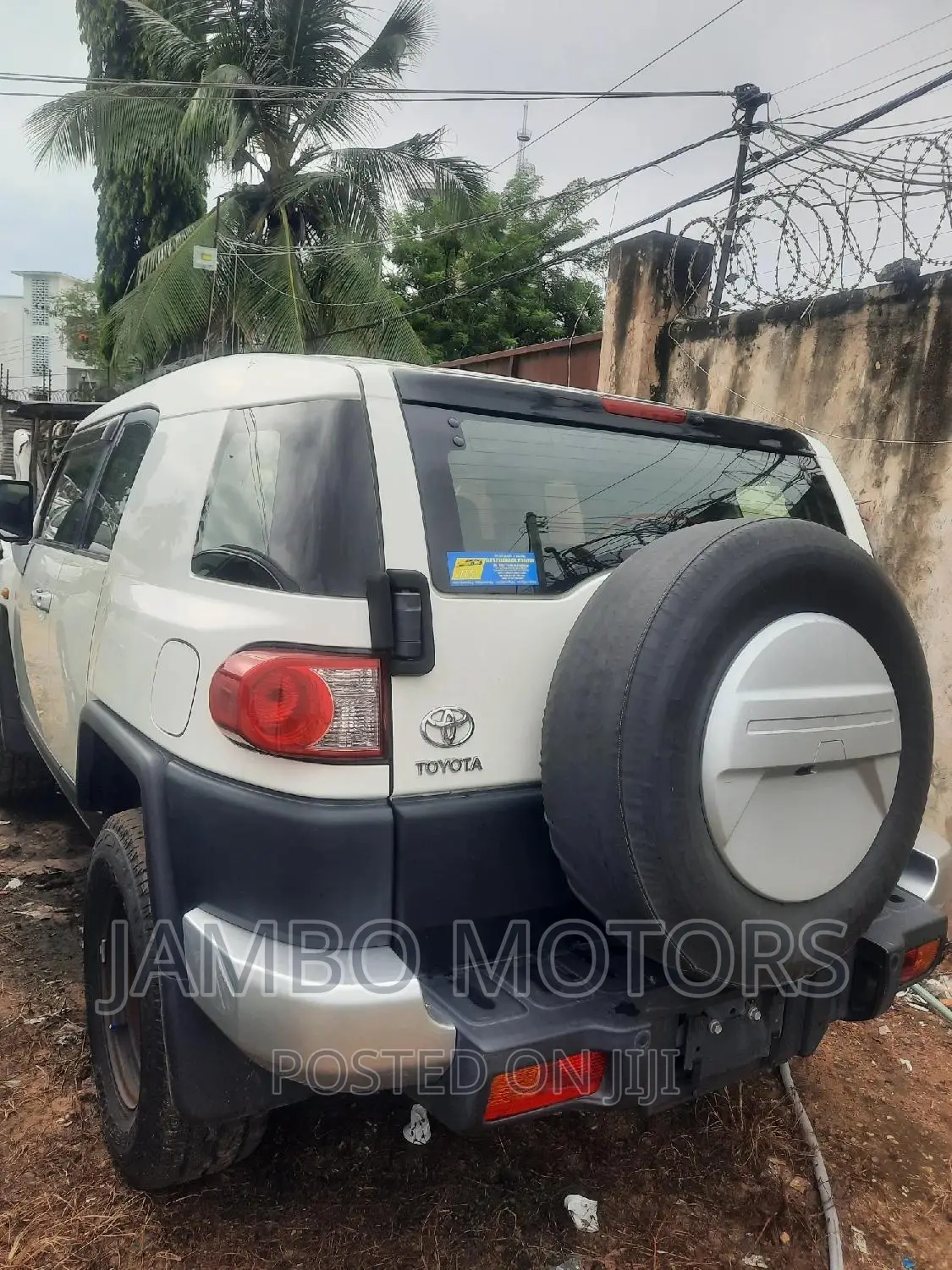 Toyota FJ Cruiser 2016 White