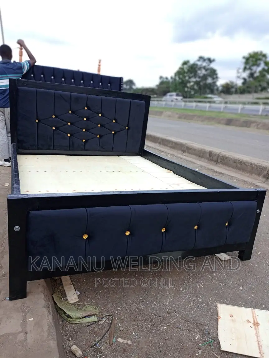 Chester Bed