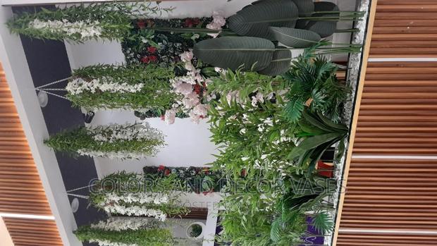 Artificial Plants Restaurants and Saloons Decor