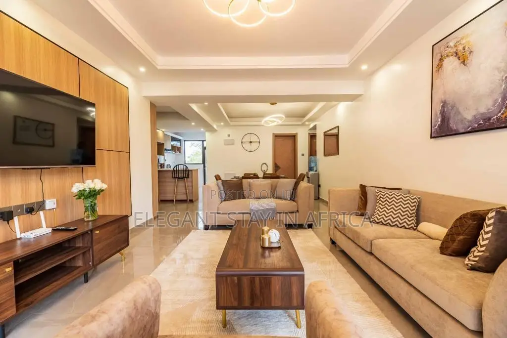 Lovely 3 Bedroom Available in Riverside