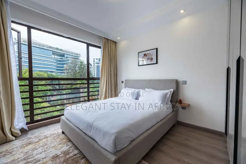 Lovely 3 Bedroom Available in Riverside