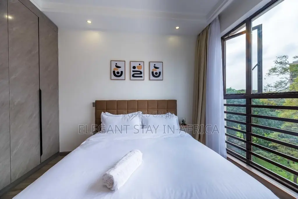 Lovely 3 Bedroom Available in Riverside