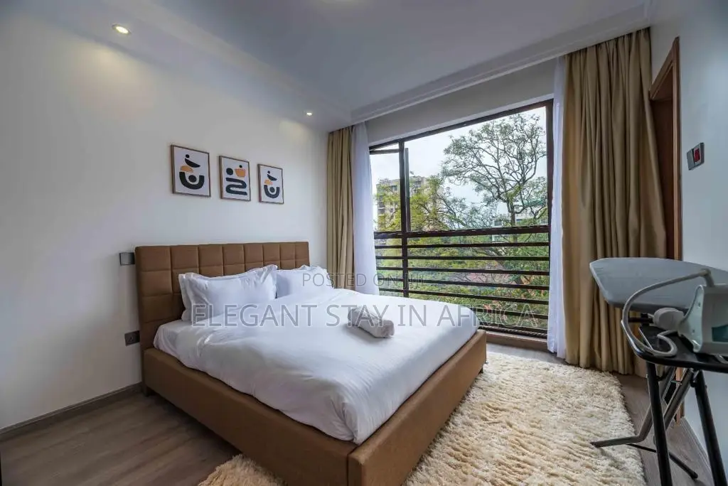 Lovely 3 Bedroom Available in Riverside