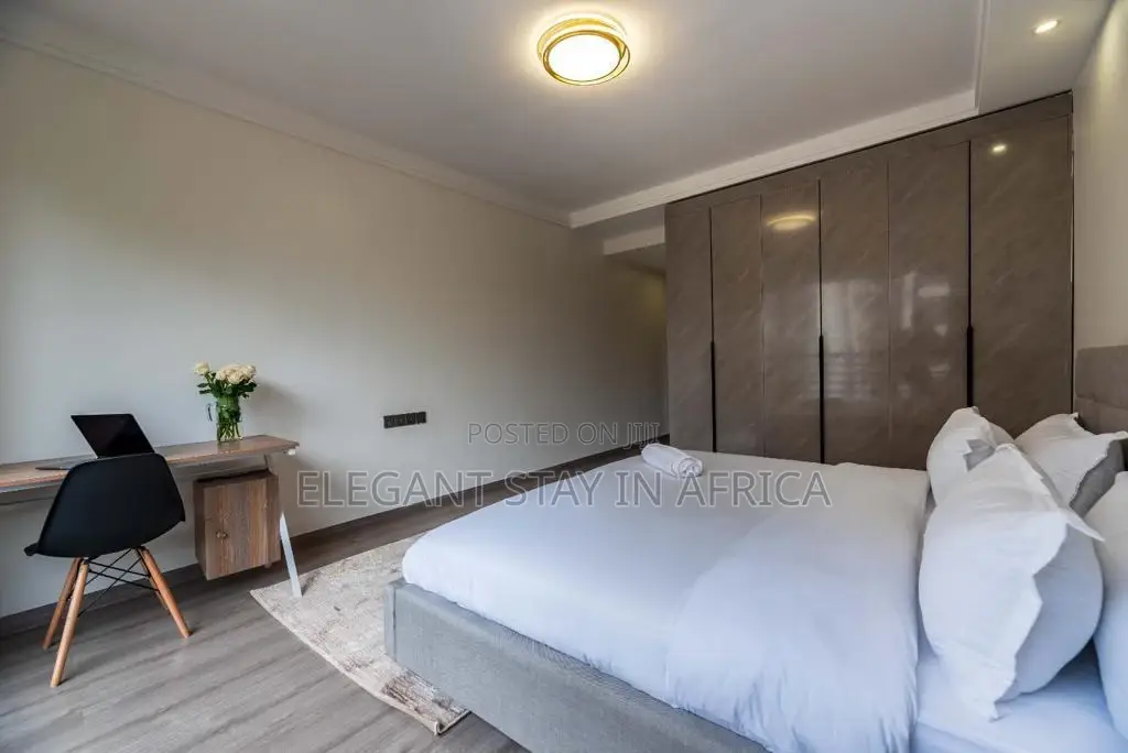Lovely 3 Bedroom Available in Riverside