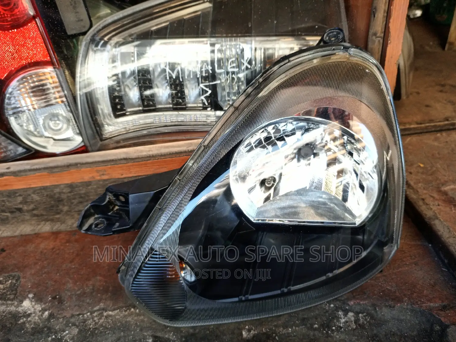 LHS Headlight Daihatsu Mira Eis 2015