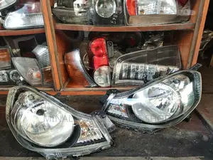 Headlights Nissan AD New Model