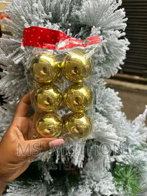 Red and Gold 6pc Ball Set