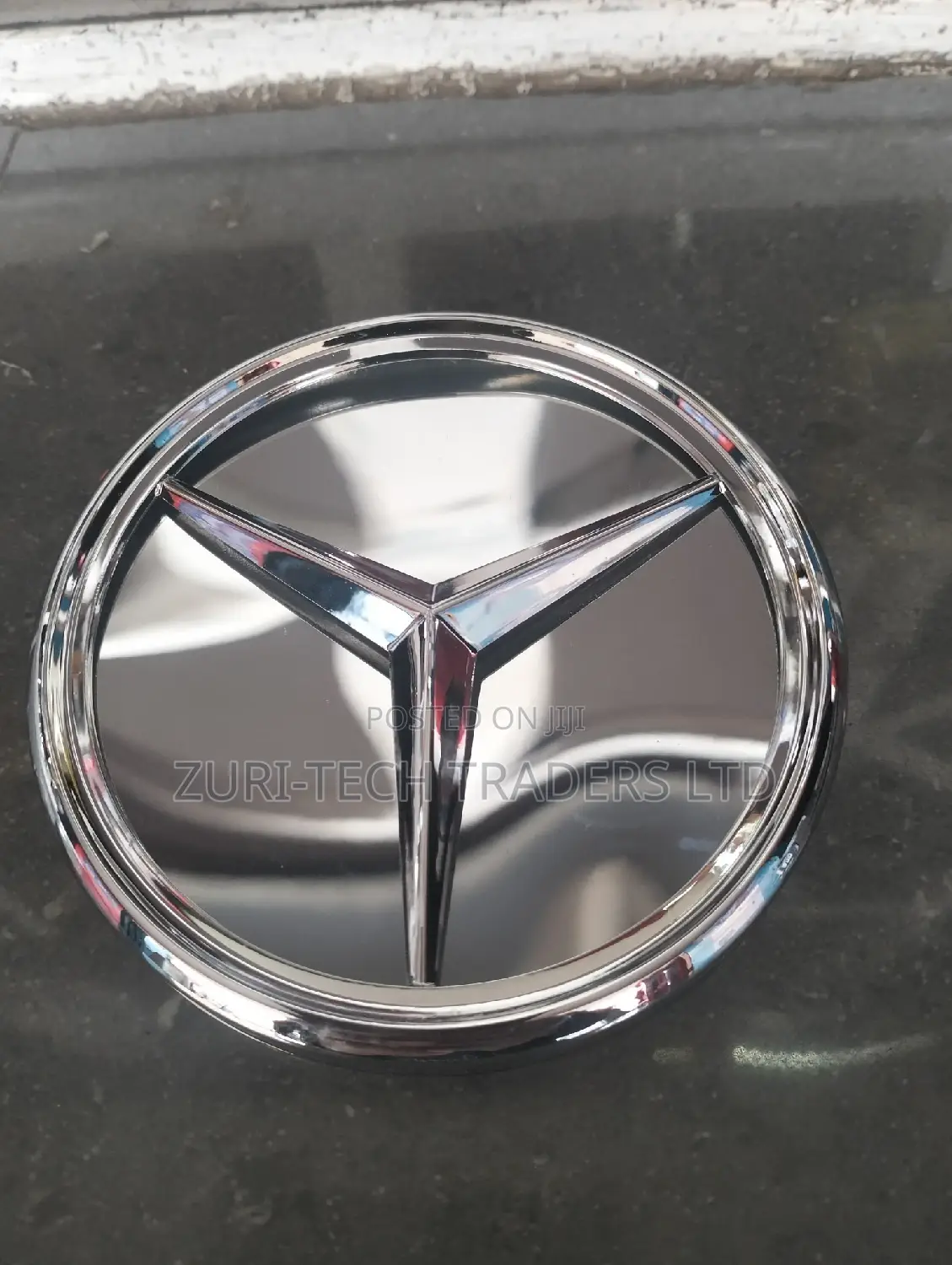 Mercedes Emblem
