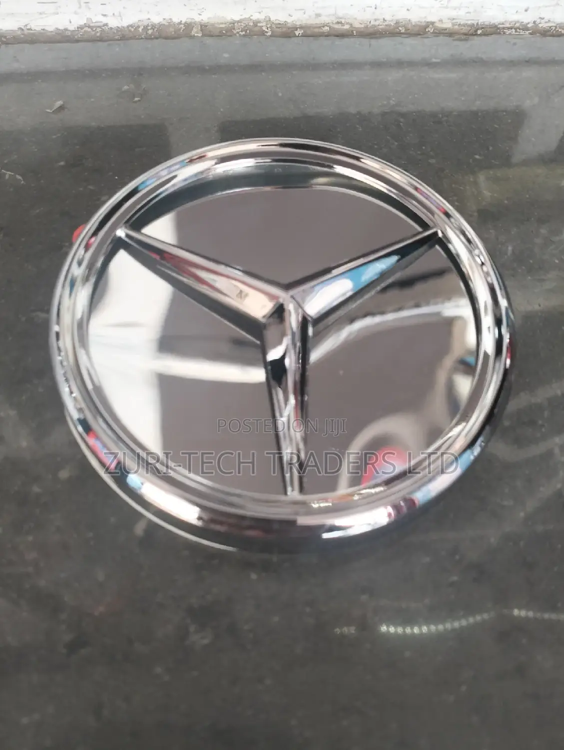 Mercedes Emblem
