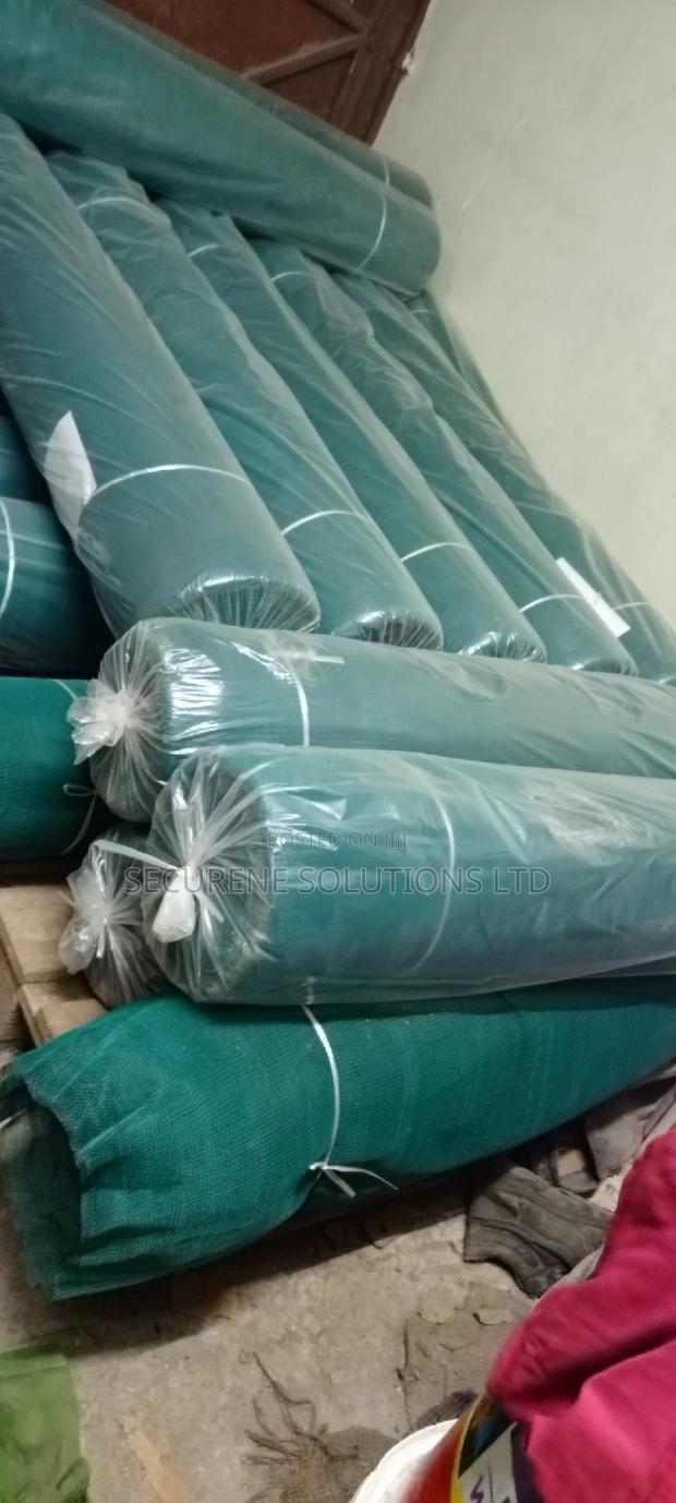 Construction Barrier Scaffolding Net 3mtrs by 50mtrs. - thumbnail 2