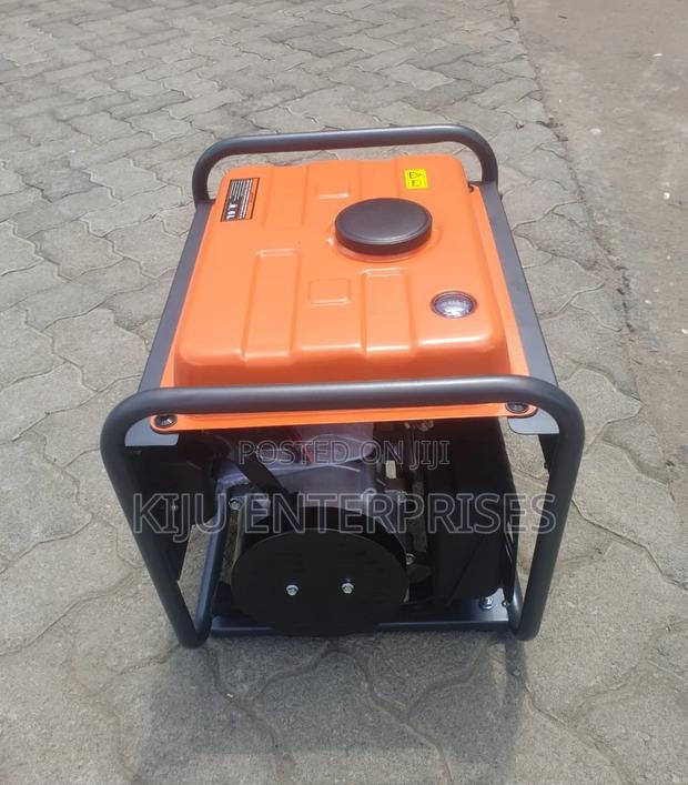 Windsor 1kva Generator - thumbnail 3