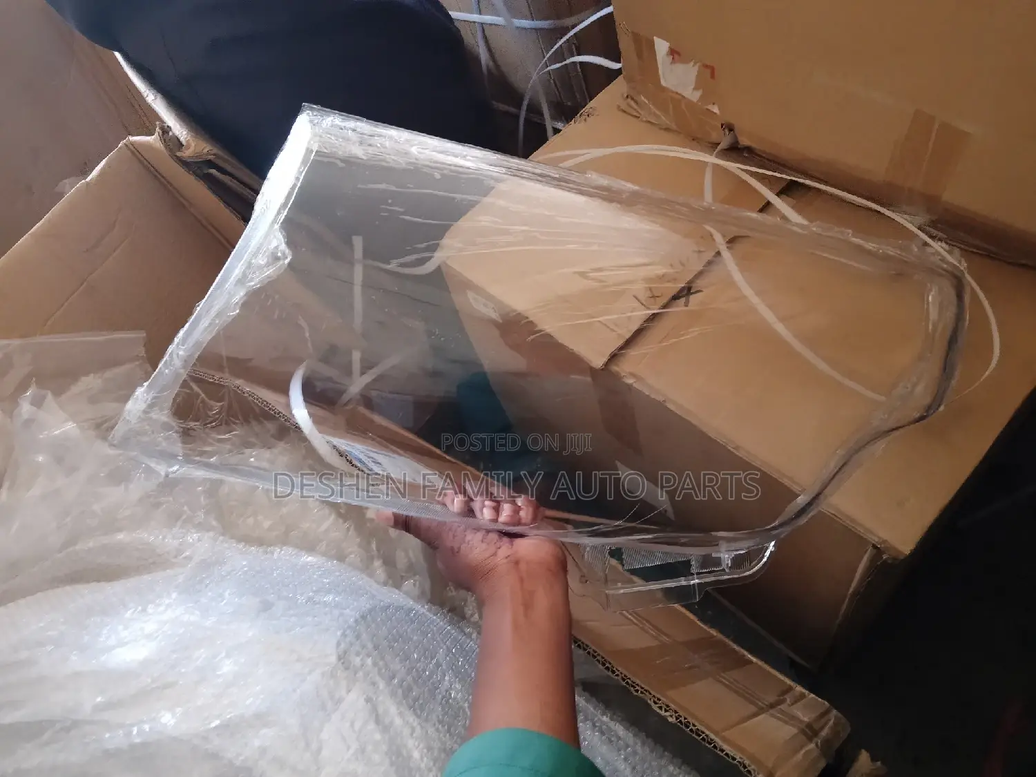 Land Cruiser V8 200 Series Headlens /Headglass