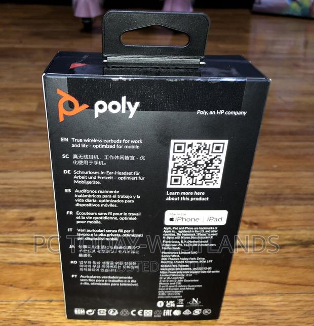 Poly Voyager Free 60 True Wireless Earbuds (Plantronics) - thumbnail 3