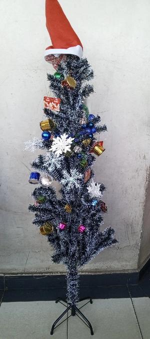 Pine White Christmas Tree_ - main view