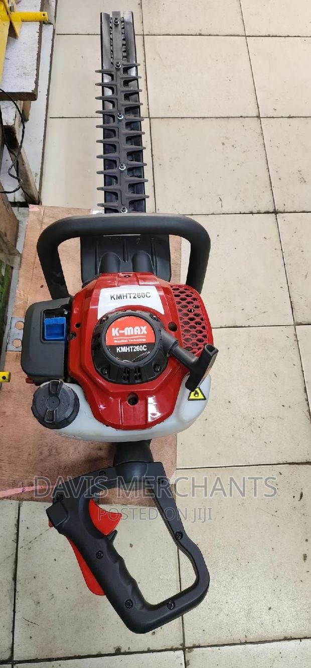 Hedge Trimming Machine With Adjustable Handle - main view