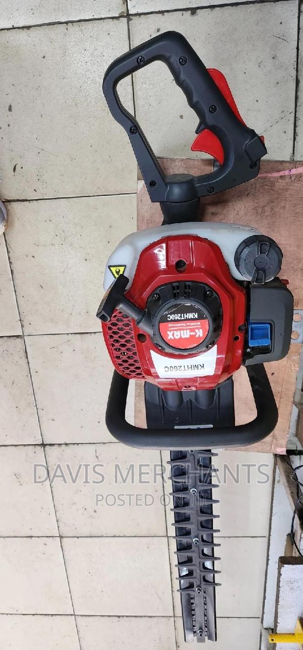 Hedge Trimming Machine With Adjustable Handle - thumbnail 3