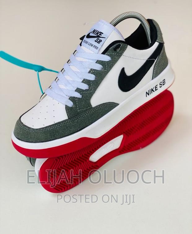 Nike SB Sneakers - main view