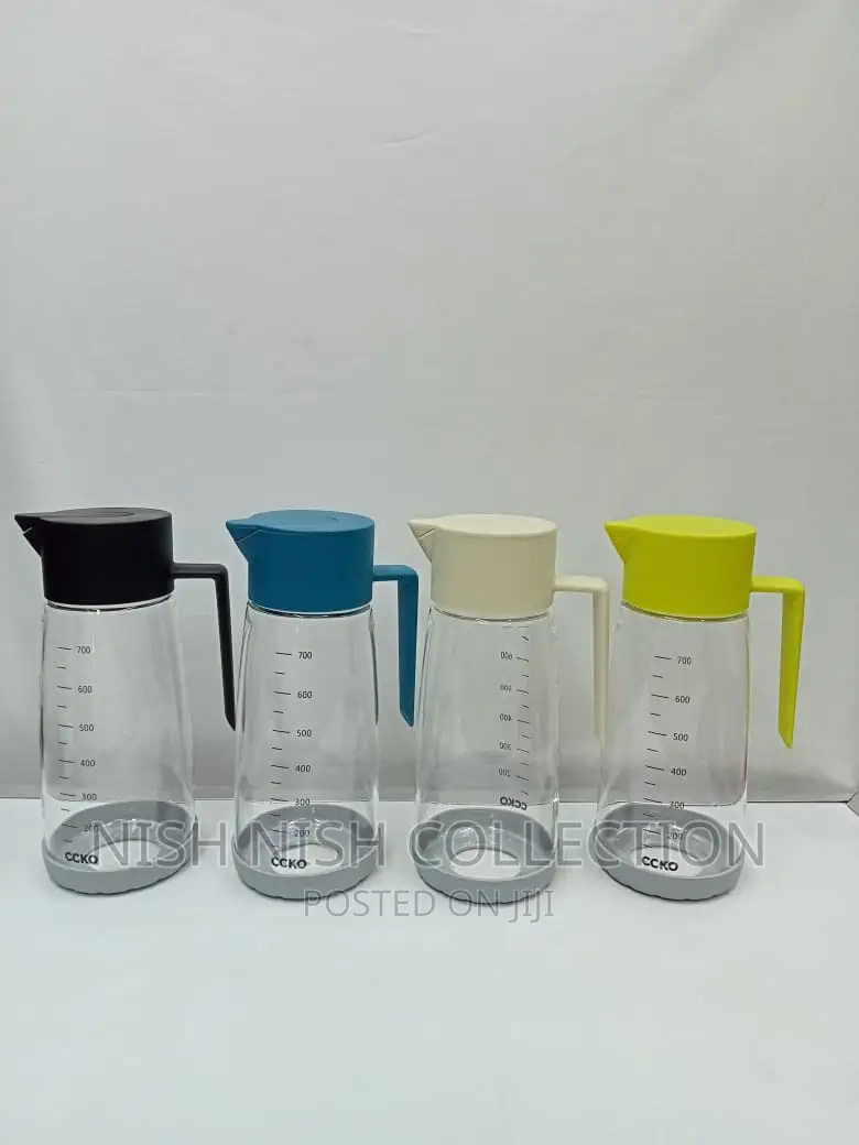High Borosilicate Glass Oil Jar With Silicon Bottom Holder