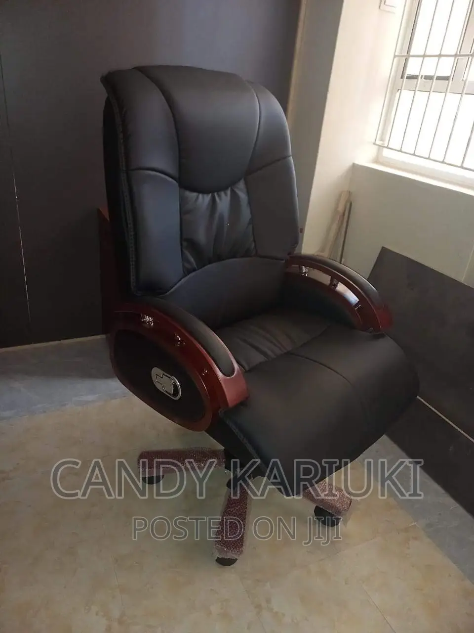 Super Executive Office Chair