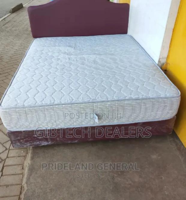 Medium Density Mattress 5 by 6 Plain 6 Inches - main view