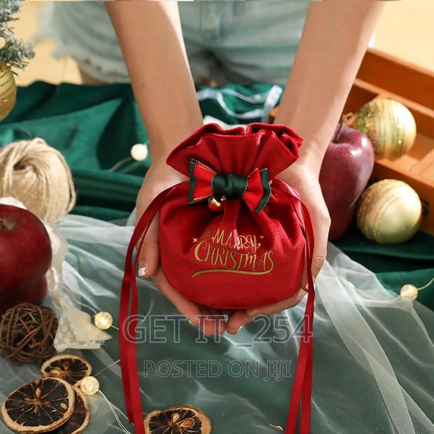 Christmas Velvet Candy / Gift Drawstring Bag Size : 15x12cm - thumbnail 2