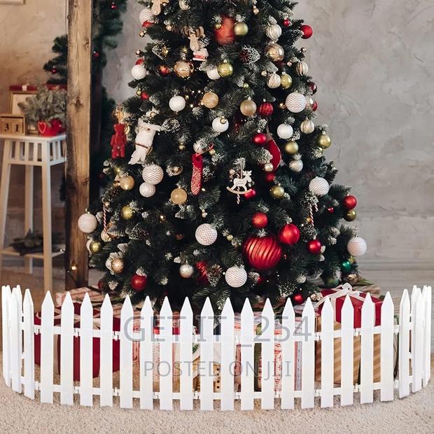 Decorative Christmas Tree Fence - thumbnail 3