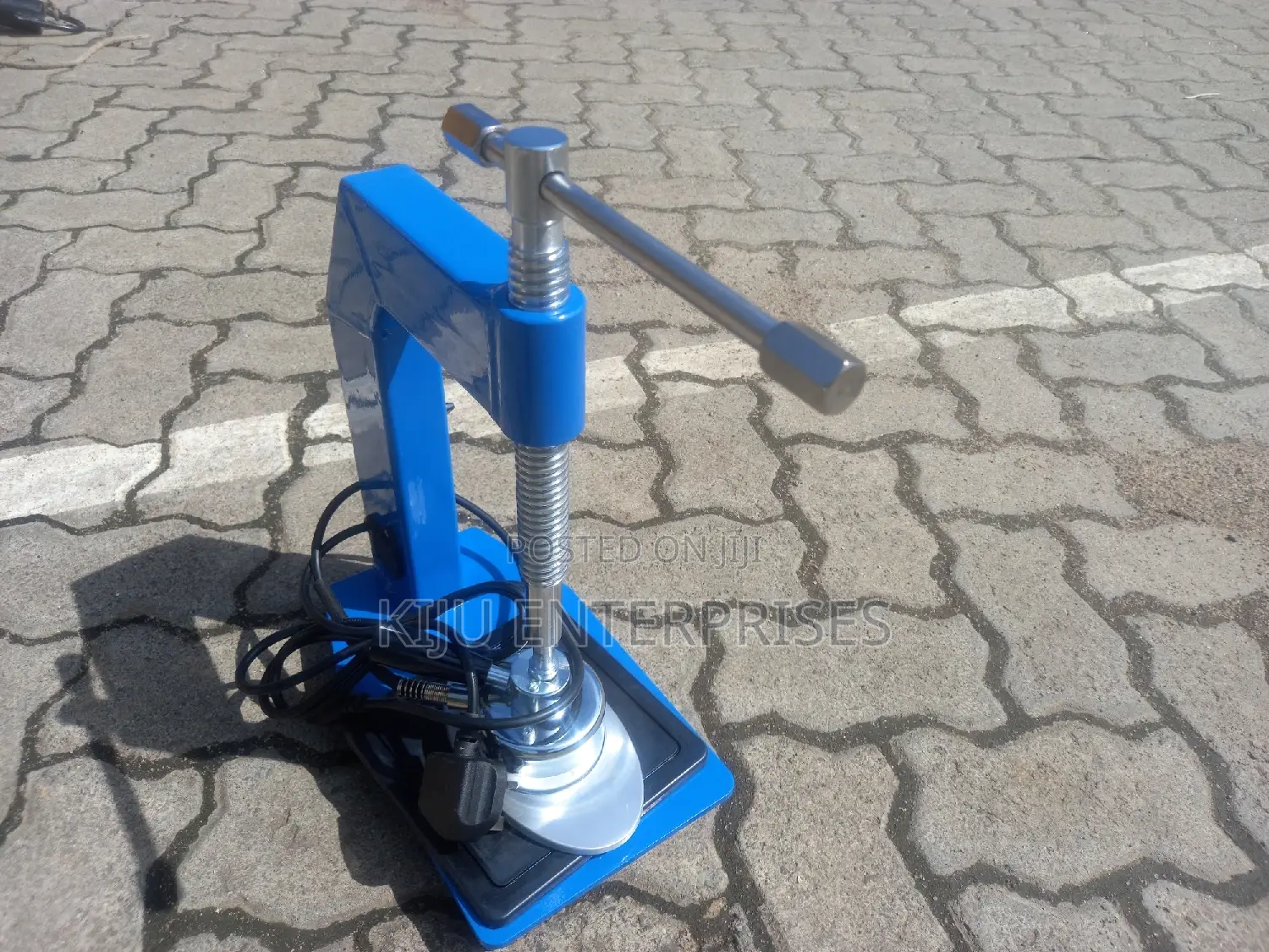 Tyre Repair Machines Available * 