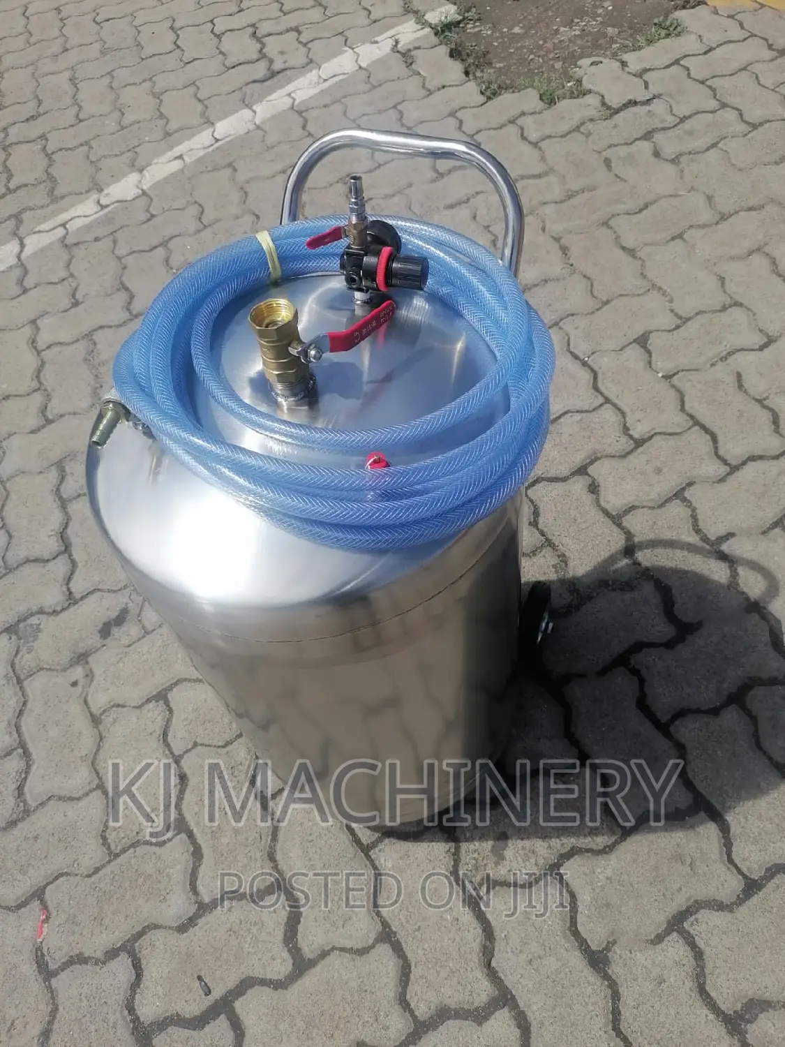 Soap Foaming/Dispensing Machine-Pneumatic 60litres