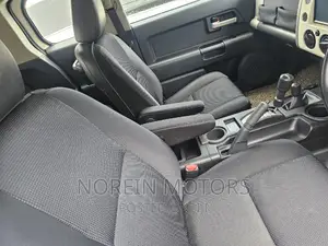 Toyota FJ Cruiser 2016 Off white