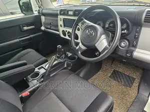 Toyota FJ Cruiser 2016 Off white