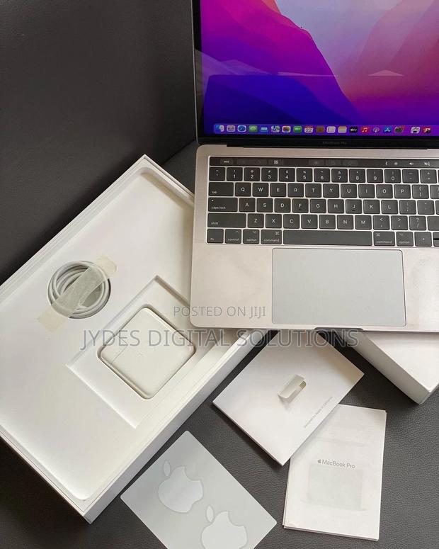 Laptop Apple MacBook Pro 2016 16GB Intel Core I5 SSD 256GB - main view