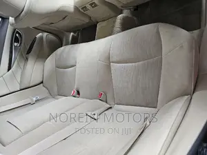 Nissan Fuga 2017 Brown