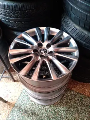 Toyota Harrier 18 Inch Rim
