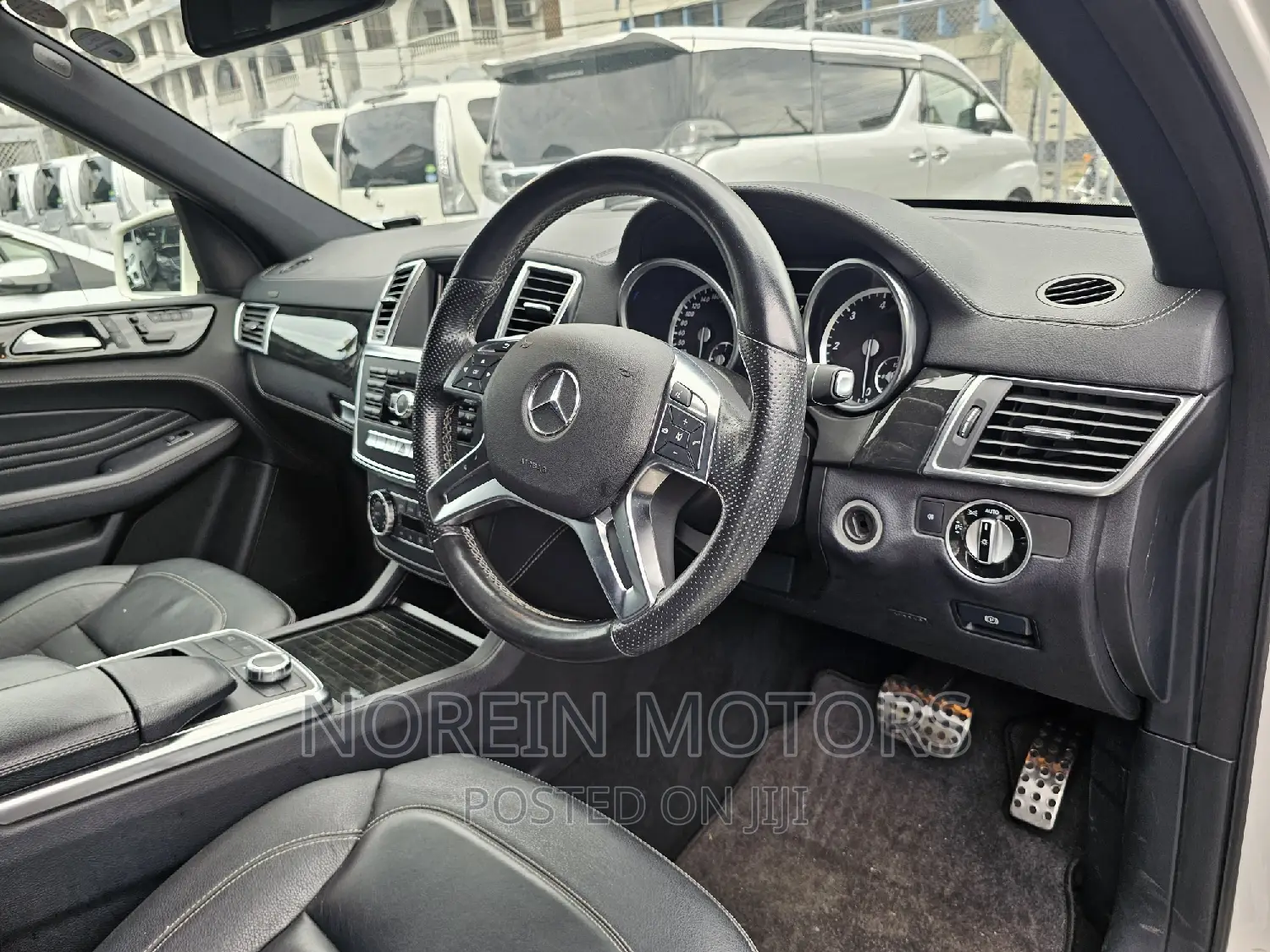 Mercedes-Benz M Class 2015 Pearl