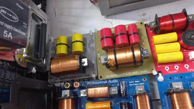 Subwoofer Wf-150 Crossover