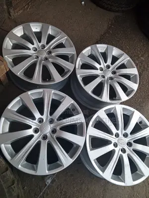 Subaru Legacy Original 17 Inch Rims Set